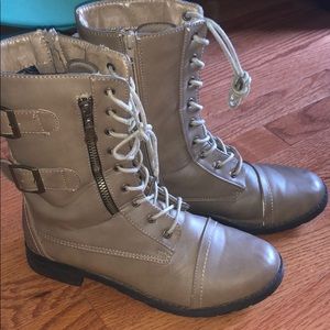 Etc! Combat Boots